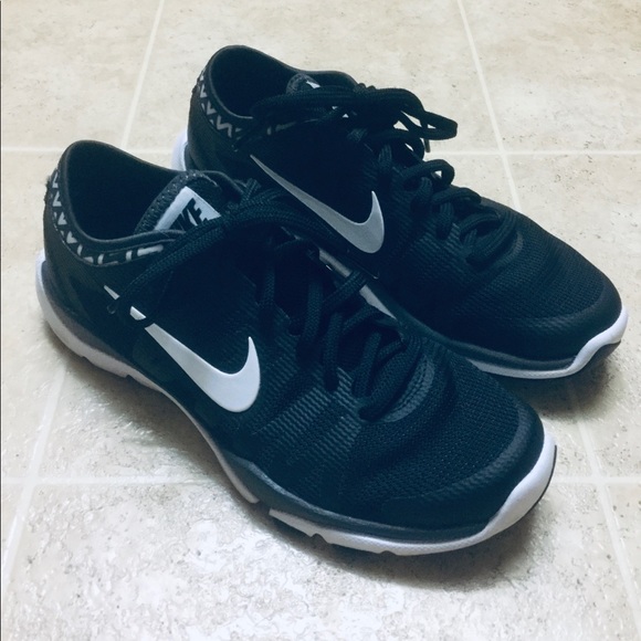 nike flywire training shoes